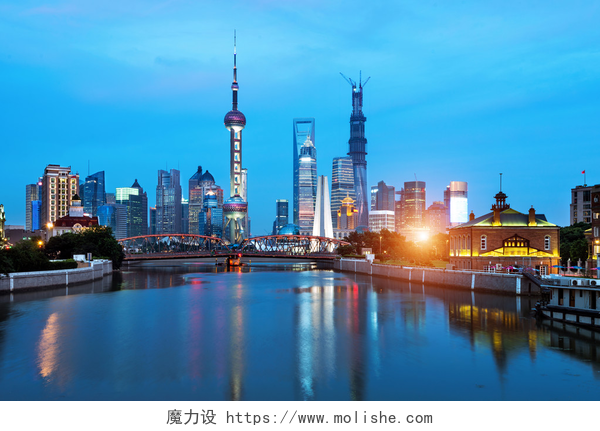 上海东方明珠夜景上海
